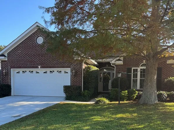 1137 Hillcrest Xing W, Mobile, AL 36695