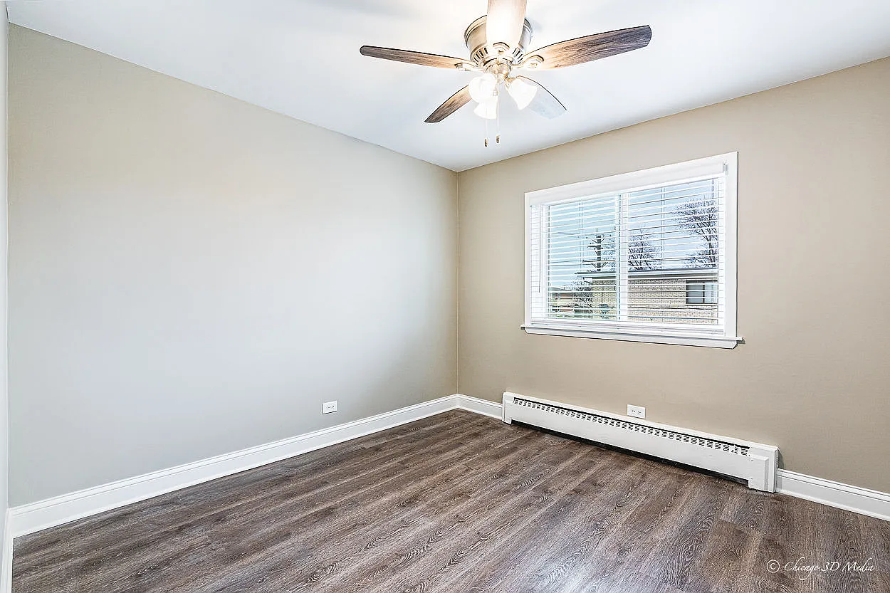 2 bed, $1,975 — Photo 4