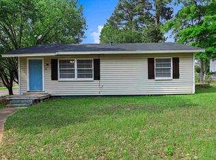 401 Peterson Rd, Kilgore, TX 75662