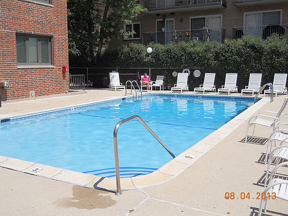 5th image of 9221 N Drake Ave #407