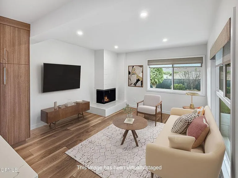61C Redwood Ave — Photo 6