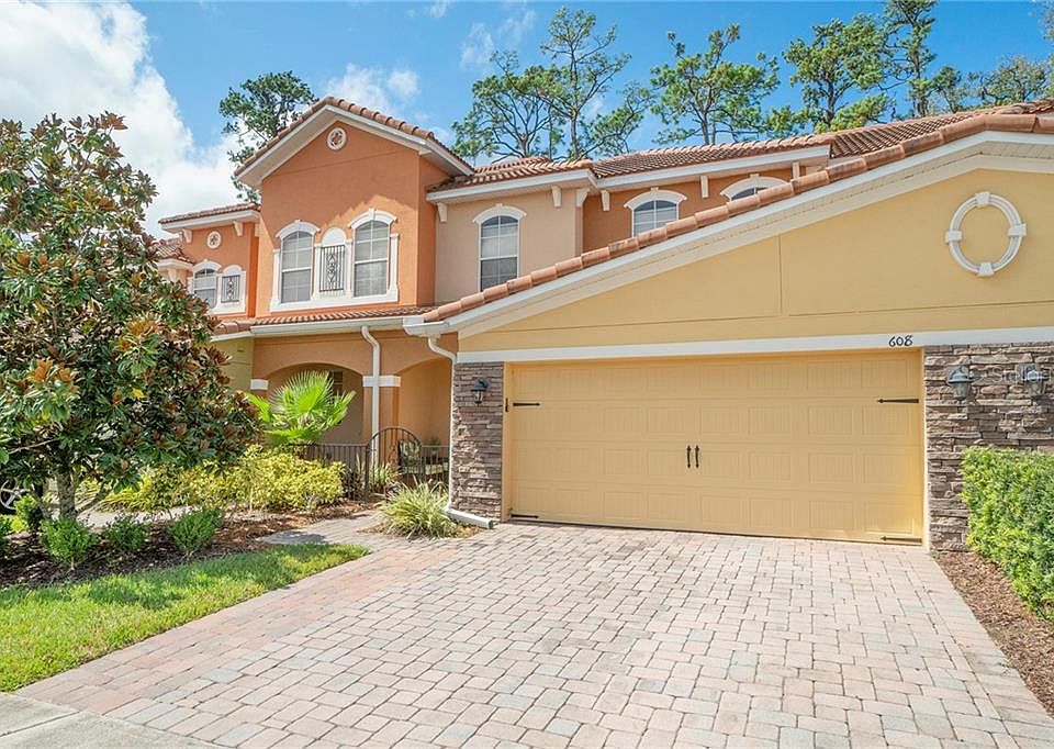 1st image of 608 Venice Pl