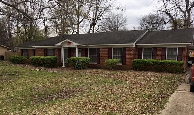 1st image of 3525 Forest Dr