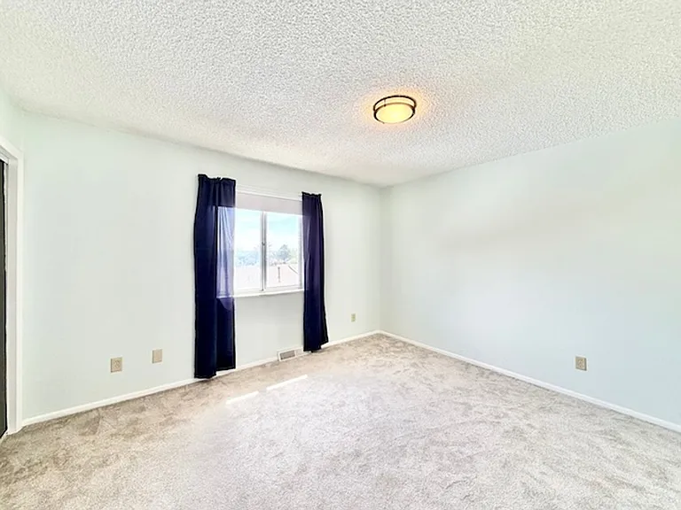 954 S Miller St — Photo 17