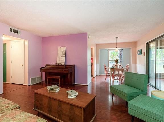 5th image of 8254 NW Barrybrooke Dr