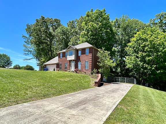2nd image of 119 Lewis Brown Dr