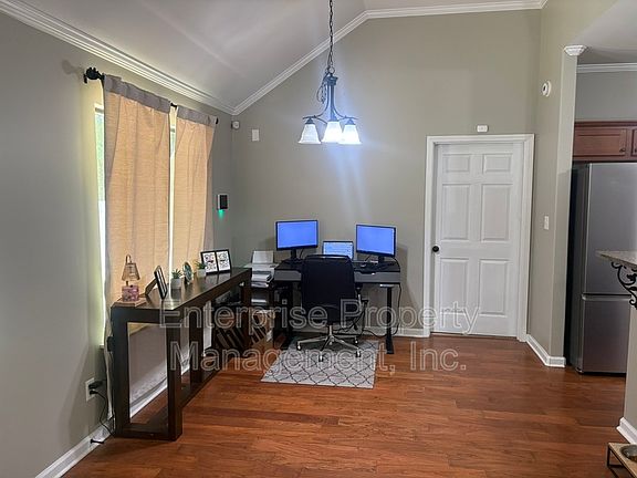 5th image of 6153 Lubiani Valley Dr
