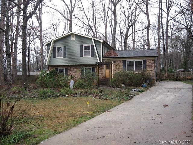 2nd image of 4604 Oakleaf Ln