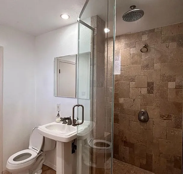 1483 La Corta Cir — Photo 21