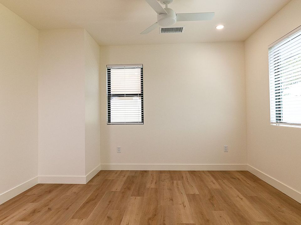 Building Photo 5