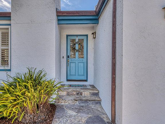 3rd image of 4 Primrose Cir