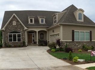 107 Pawleys Dr, Simpsonville, SC 29681