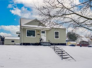2079 12th St SW, Akron, OH 44314