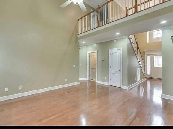 5th image of 4133 Olivet Dr #4133