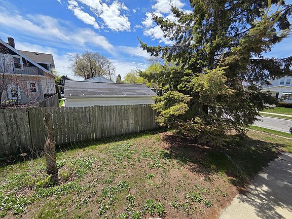 3rd image of 2317 S 9th STREET