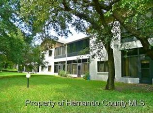 7102 River Run Blvd, Weeki Wachee, FL 34607