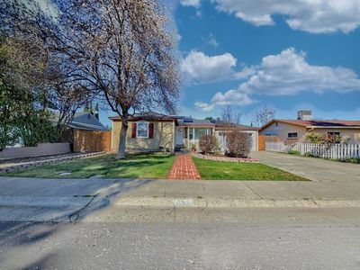 650 W C St, Dixon, CA, 95620