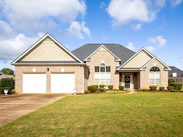 40 Old Glory Way, Fort Mitchell, AL 36856