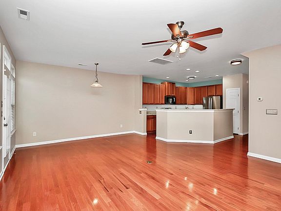 5th image of 6416 Hasley Woods Dr