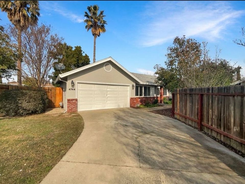 1st image of 4743 Ponderay Ln