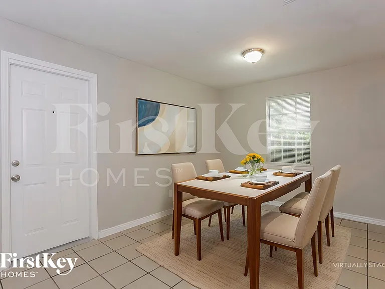 115 Brook Hollow Dr — Photo 8