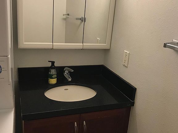 2nd image of 18350 Hatteras St APT 206