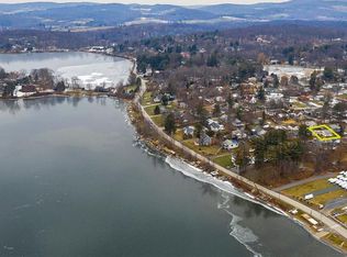 21 Robin Rd, Craryville, NY 12521