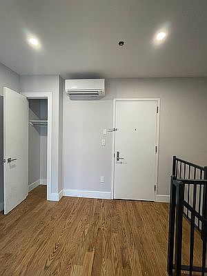 2nd image of 581 Myrtle Ave #1A