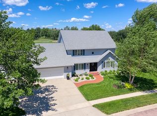 2510 Burleigh St, Yankton, SD 57078