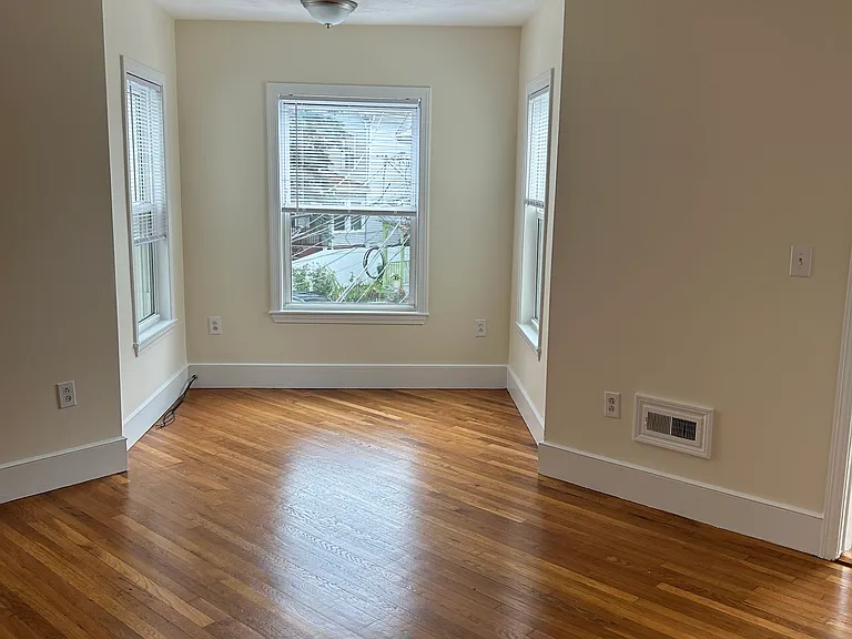 4-6 Nelson St #2 — Photo 4