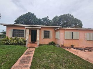 5260 SW 2nd St, Miami, FL 33134