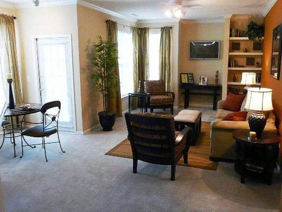Living & Dining Area