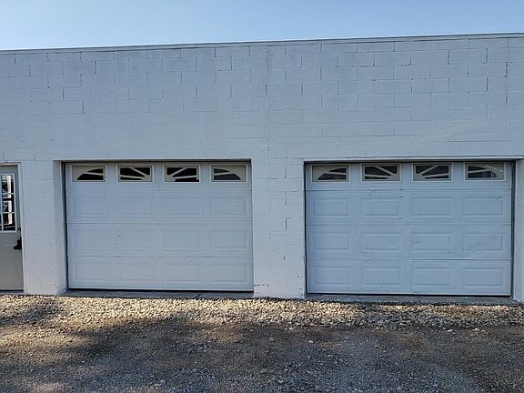 3rd image of 6616 E County Road 100 N