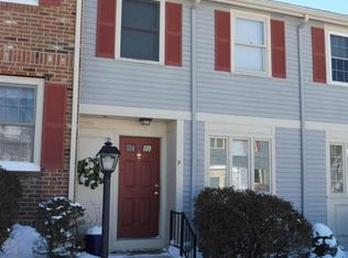 5 Fernwood Dr APT F, Leominster, MA 01453