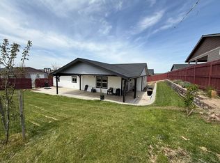 977 SE Strawberry Ln, Madras, OR 97741