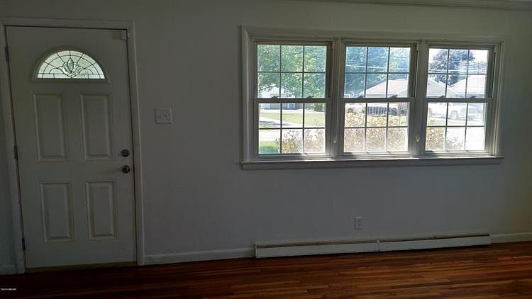 2nd image of 1888 Beauty Ave