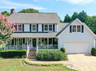 210 Foxhound Rd, Simpsonville, SC 29680