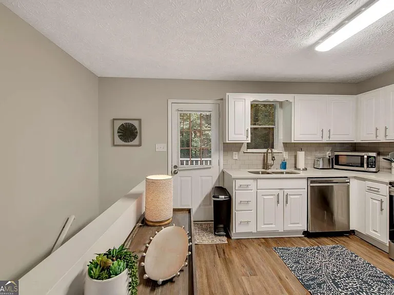 4375 Coopers Creek Dr SE — Photo 17