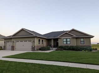 2622 Coyote Dr, Ames, IA 50014