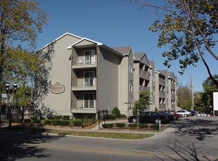 806 W Green St, Urbana, IL 61801