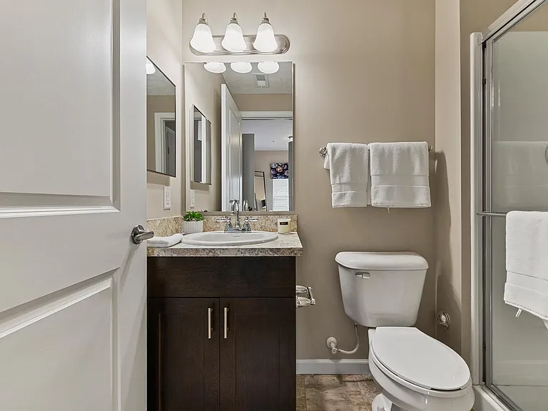 Kenmore Place — Photo 14