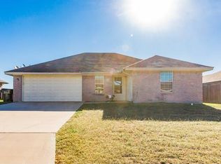 310 Timber Ridge Dr, Nolanville, TX 76559