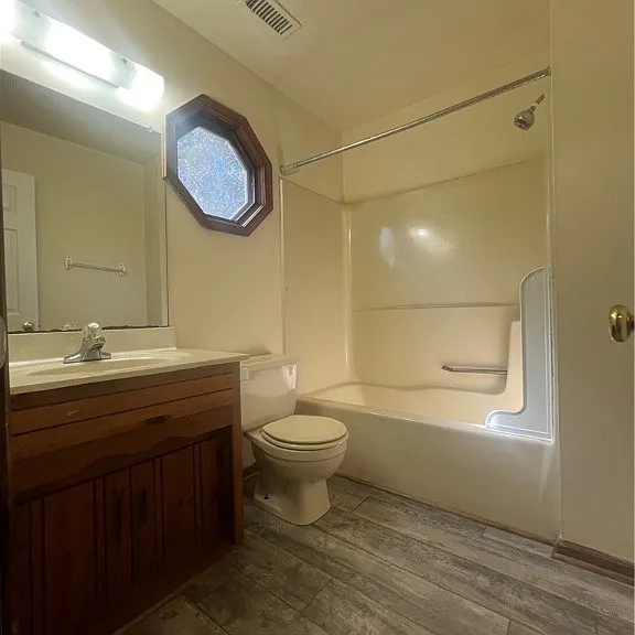 2843 Sand Hills Dr — Photo 16