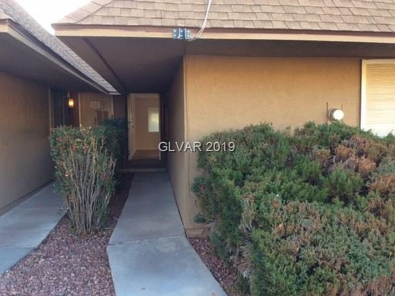2nd image of 2564 Paradise Village Way #3