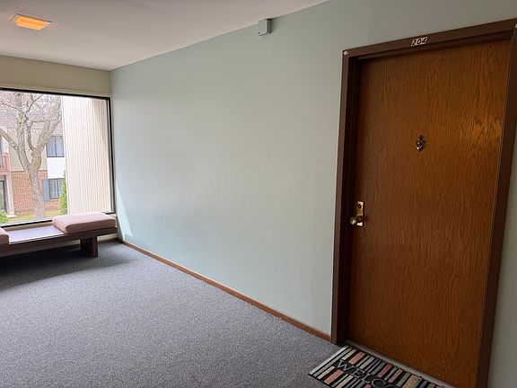 2nd image of 420 74th St APT 204