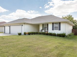 1737 S Farm Road 123, Springfield, MO 65807