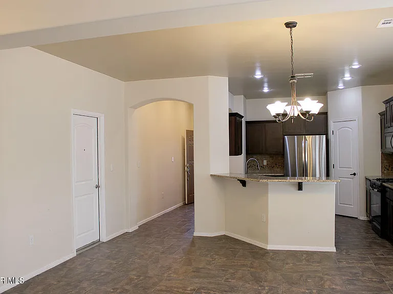 853 Blue Park Ave — Photo 4