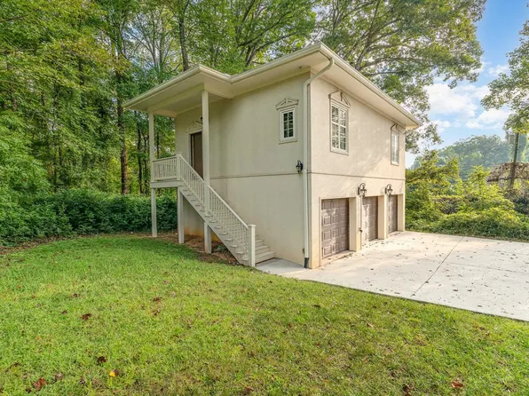 809 Old Pittsboro Rd, Chapel Hill, NC 27516