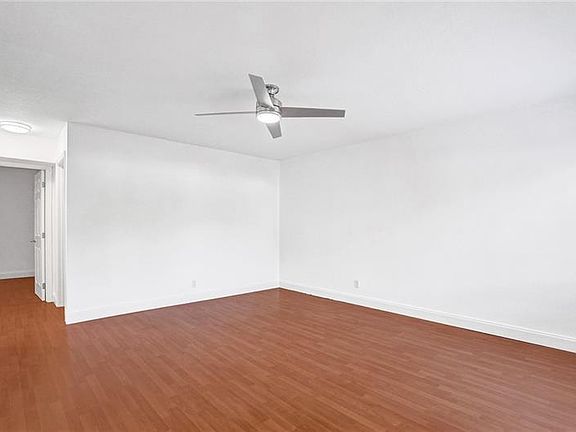 3rd image of 820 NE 28th St APT 4