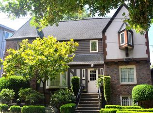 623 W Mercer Pl APT 7, Seattle, WA 98119